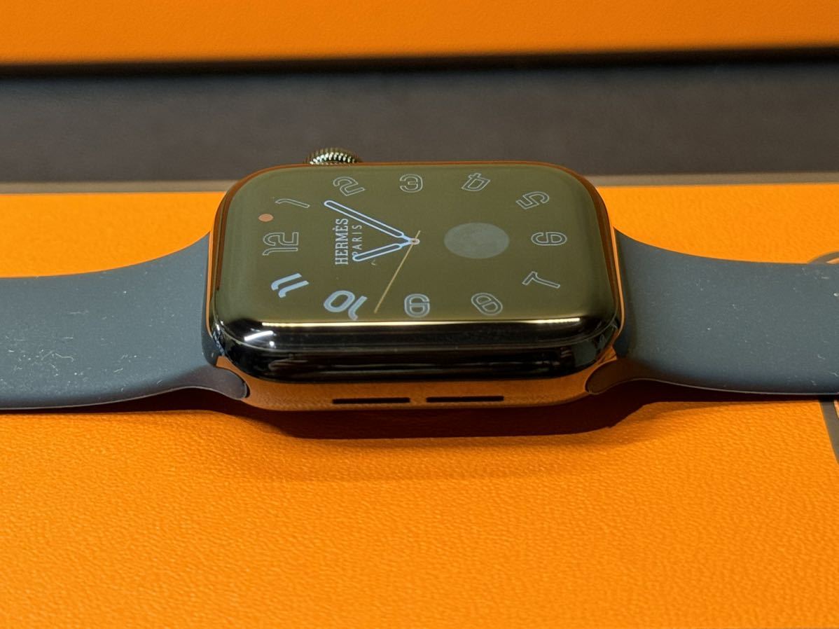 即決 初の方もオススメ 美品 Apple Watch series6 HERMES 40mm 即決 初の方もオススメ 美品 Apple Watch series6 HERMES 40mm