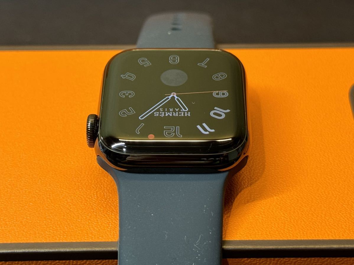 即決 初の方もオススメ 美品 Apple Watch series6 HERMES 40mm 即決 初の方もオススメ 美品 Apple Watch series6 HERMES 40mm