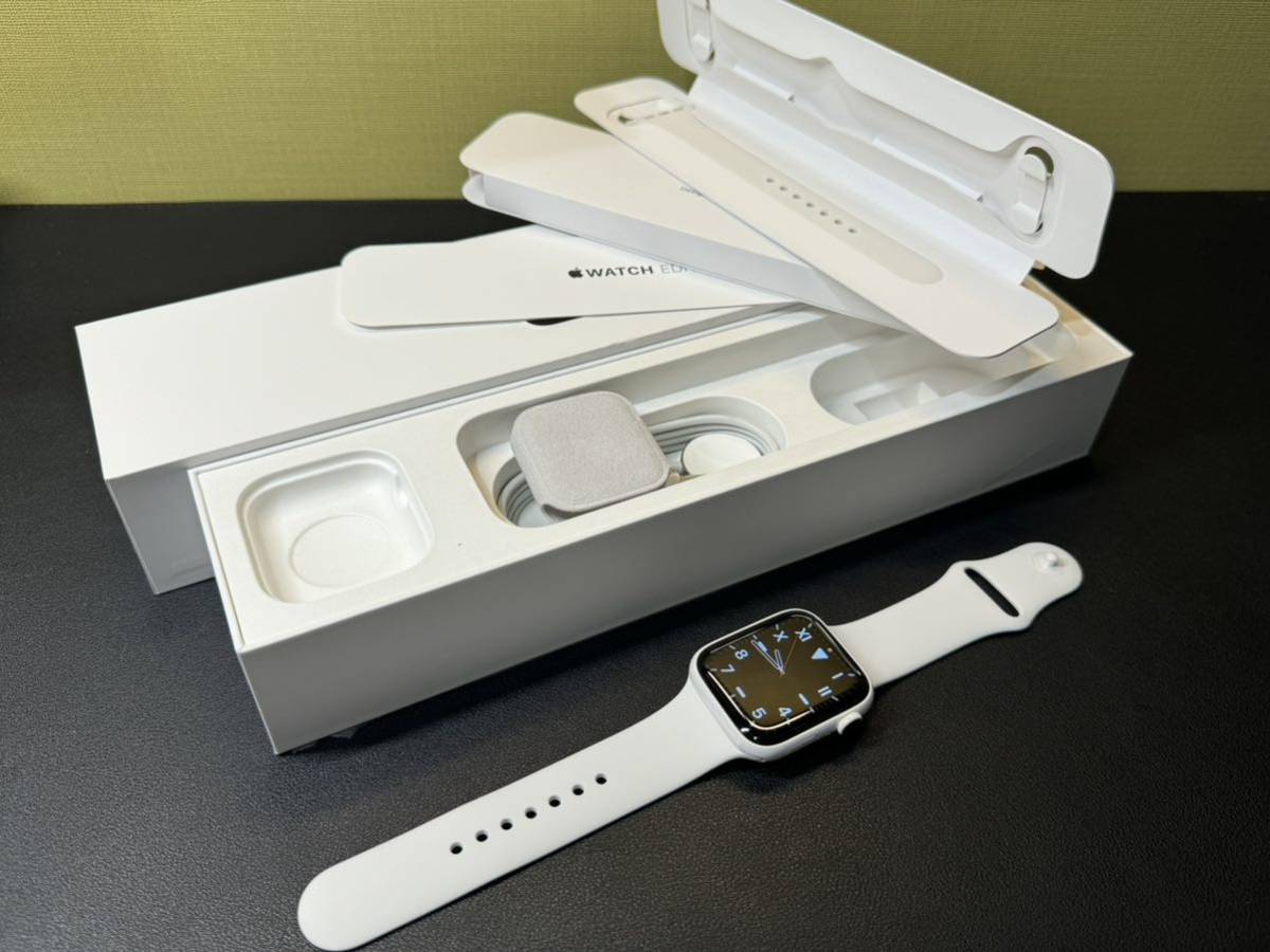 ☆即決 美品 激レア ホワイトセラミック Apple Watch series5 Edition 44mm アップルウォッチ GPS+Cellular 心電図 エディション 628_画像2