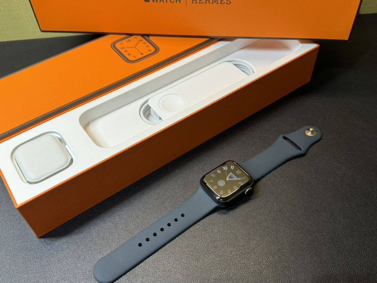 即決 初の方もオススメ 美品 Apple Watch series6 HERMES 40mm 即決 初の方もオススメ 美品 Apple Watch series6 HERMES 40mm