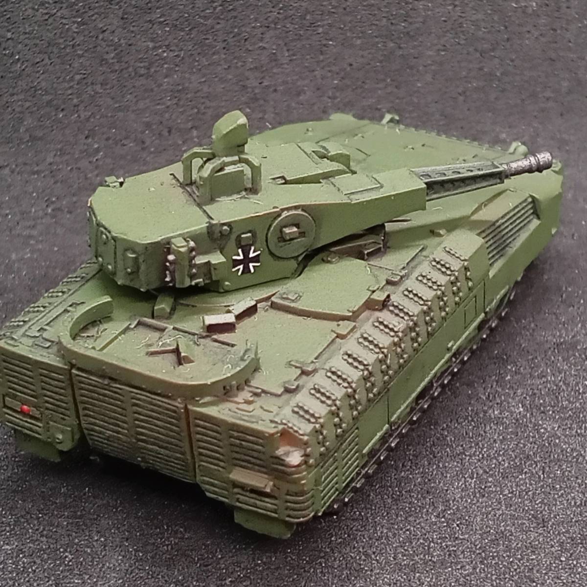 Yahoo!オークション - 完成品1/144 プーマ装甲歩兵戦闘車 Yahoo!オークション - 完成品1/144 プーマ装甲歩兵戦闘車