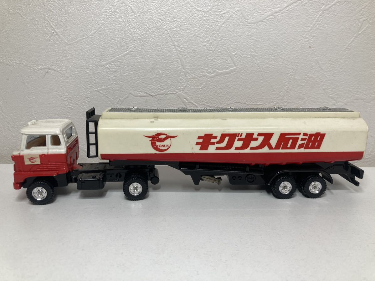 トミカ ダンディ 日野 トレーラー 1/60 HINO DANDY タンクローリー キグナス タカラトミー No.52 052ミニカー_画像1