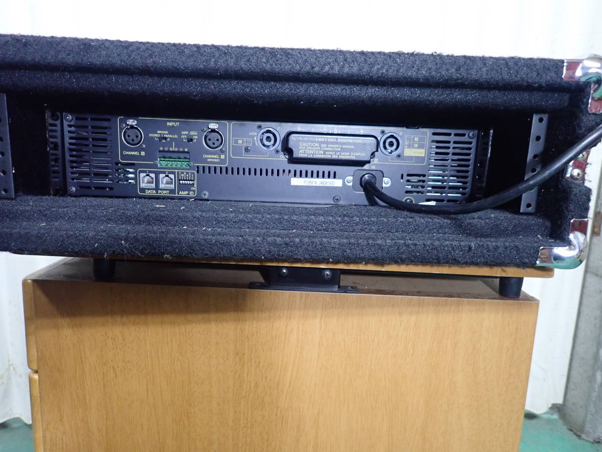 YAMAHA ヤマハ　業務用パワーアンプ　PC9501N 　カーペット仕様ラックケース付き No1_画像2