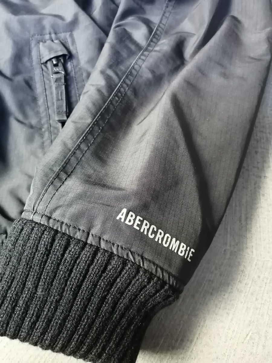 Abercrombie&Fitch アバクロンビーアンドフィッチ　　ナイロン ブルゾン ジャケット　メンズM