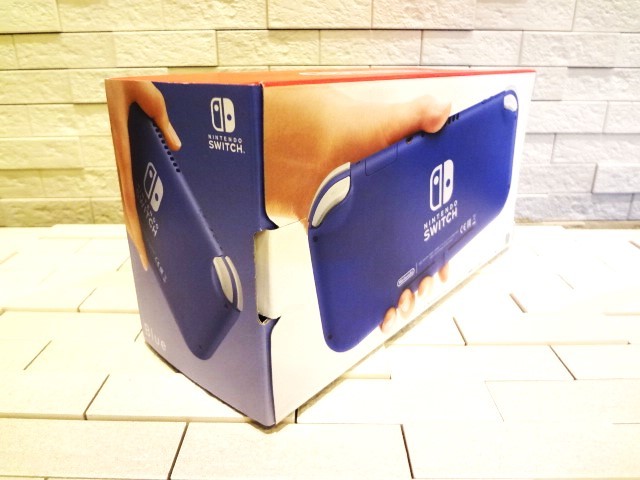匿名　送料込み！ 新品未開封 Nintendo Switch Light ブルー 12/2購入品 任天堂 スイッチ 本体 HDH-001_画像3