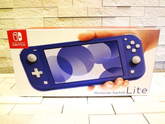 匿名　送料込み！ 新品未開封 Nintendo Switch Light ブルー 12/2購入品 任天堂 スイッチ 本体 HDH-001_画像1