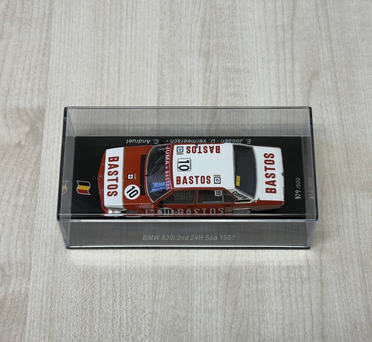 新品未展示 1/43 Spark スパーク BMW 530i 1981年 Spa スパ・フランコルシャン24時間 2位表彰台 #10 SB334 500台限定_画像8