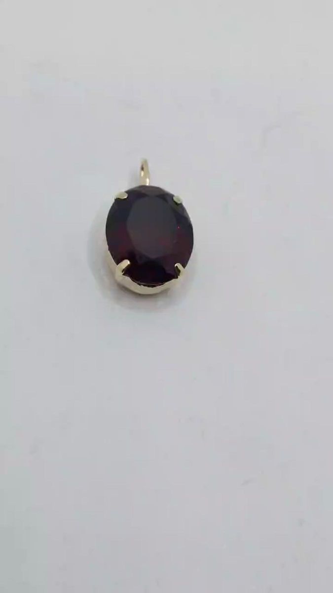 天然石　ガーネット　 ペンダントトップ 18金 宝石 カラーストーン 誕生石　3.00 ct 柘榴石　ザクロ　garnet