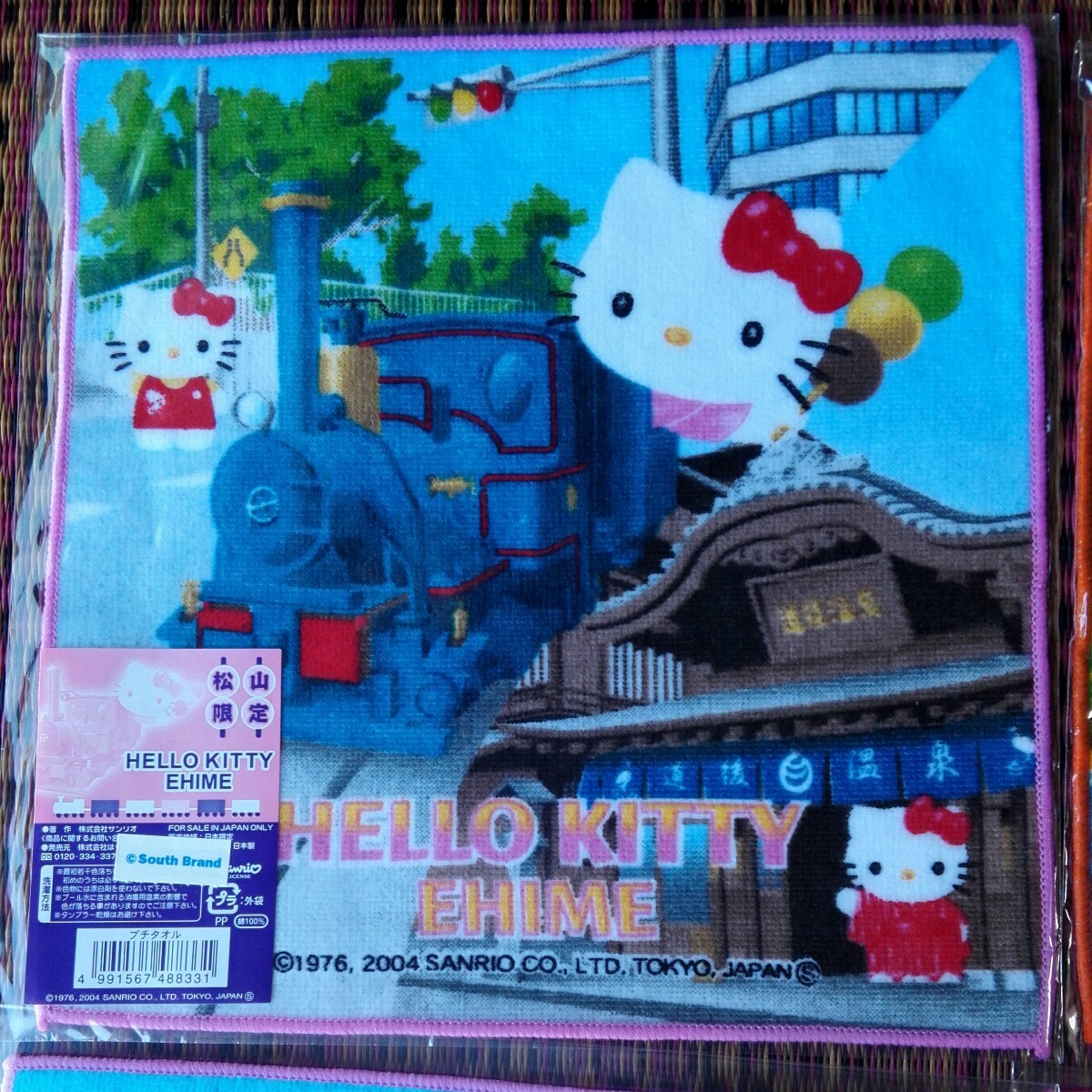 HELLO KITTY 香川限定 空海 ハローキティ ご当地 ミニタオル HELLO KITTY 香川限定 空海 ハローキティ ご当地 ミニタオル