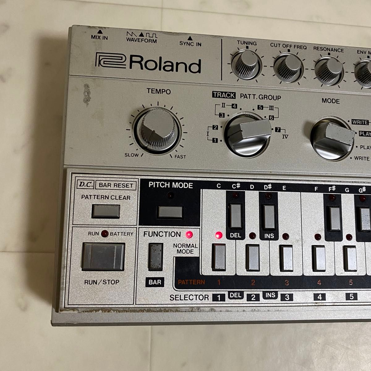 Roland ローランド TB-303 リズムマシン　ビンテージ　現状品