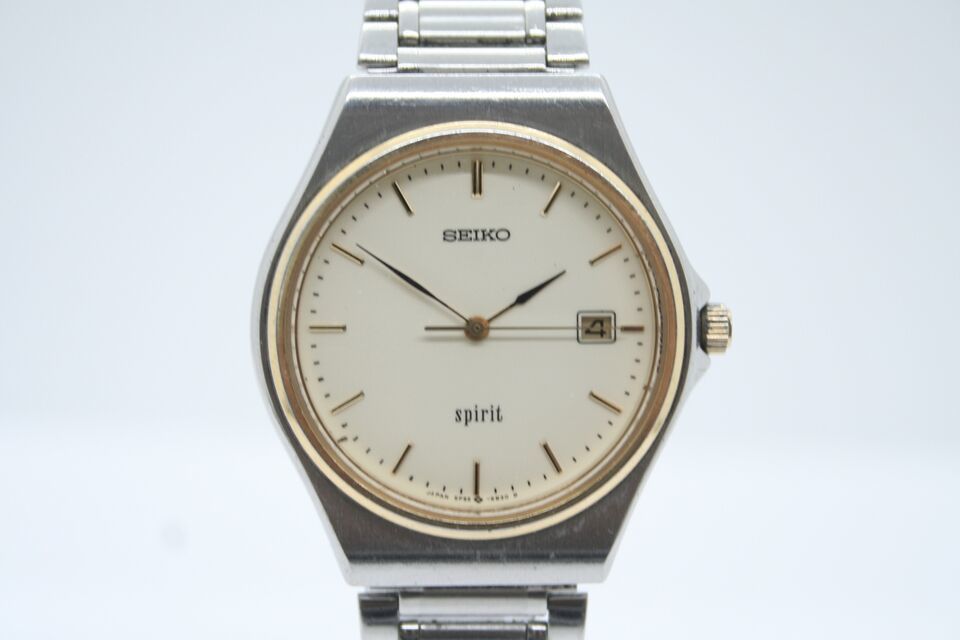 【良品 保障付 動作確認済】SEIKO Spirit Quartz Date 10 Bar 5P32-6B30 Antimagnetic Watch セイコー スピリット クオーツ メンズ W735b_画像3