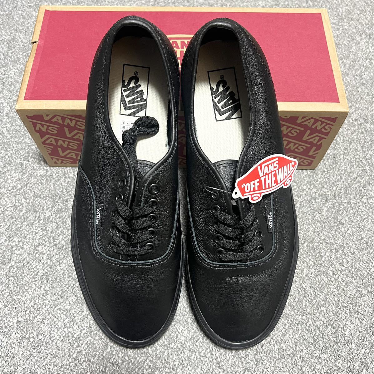 新品未使用 VANS オーセンティック レザー オールブラック 29 新品未使用 VANS オーセンティック レザー オールブラック 29