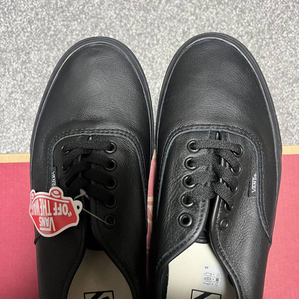 新品未使用 VANS オーセンティック レザー オールブラック 29 新品未使用 VANS オーセンティック レザー オールブラック 29