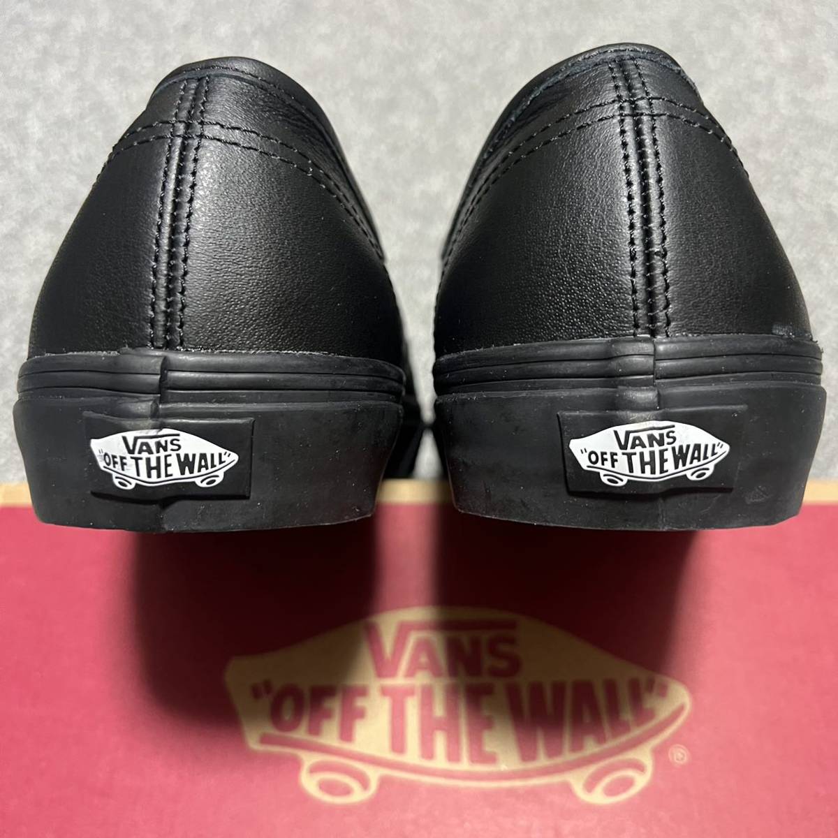 新品未使用 VANS オーセンティック レザー オールブラック 29 新品未使用 VANS オーセンティック レザー オールブラック 29