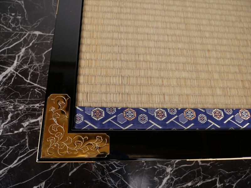 国産品【収集品】登高座 金具 木製本金箔 Aランク 仏具 礼盤 国産品【収集品】登高座 金具 木製本金箔 Aランク 仏具 礼盤