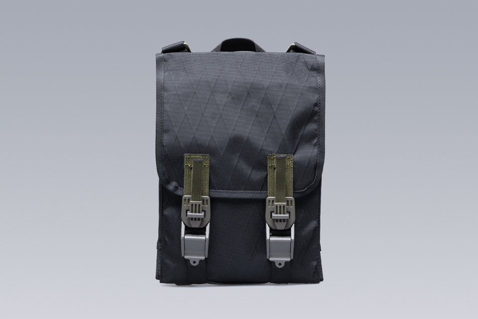 新品未使用 Acronym 3A-2 Interops Kompressionstasche X-Pac 新品未使用 Acronym 3A-2 Interops Kompressionstasche X-Pac