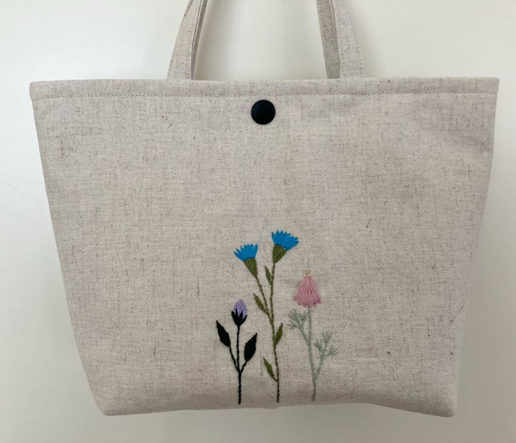 handmade野花の手刺繍 トートバッグ(内布黄色系)ハンドメイド コットンリネン　プレゼントに！花柄刺しゅう_画像9