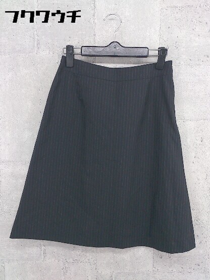 ◇ THE SUIT COMPANY サイドジップ ストライプ 膝丈 フレア スカート サイズ38 ブラック ホワイト レディース_画像1