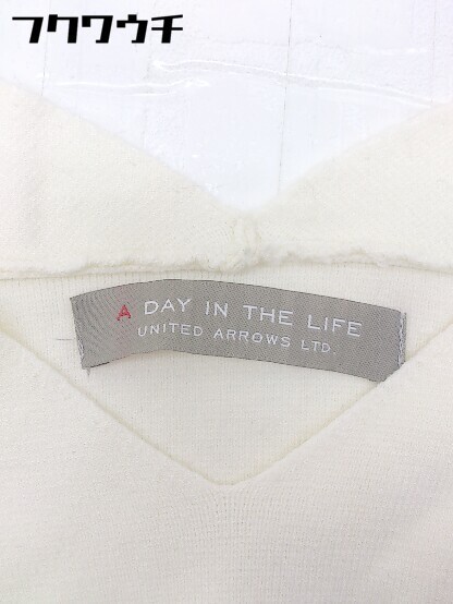 ◇ A day in the life UNITED ARROWS Vネック ハイゲージ ニット 長袖 セーター アイボリー系 レディース_画像4