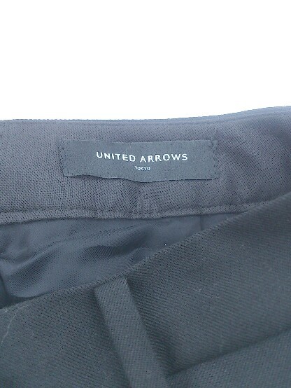 ◇ UNITED ARROWS ユナイテッドアローズ センタープレス テーパード パンツ サイズ34 ブラック レディース P_画像4