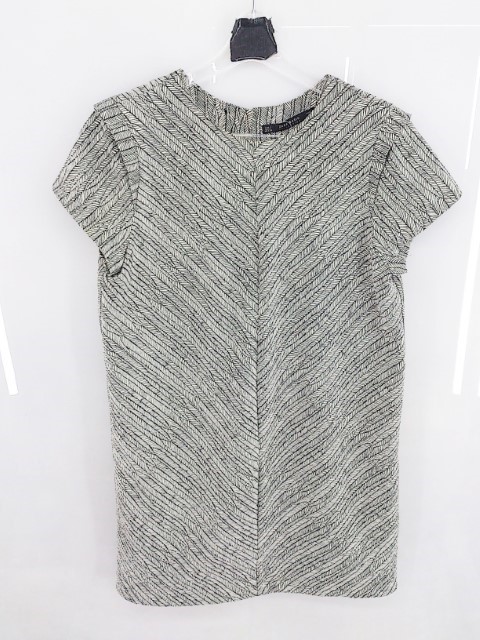 ◇ ZARA BASIC ザラ ベーシック 総柄 半袖 ミニ ワンピース サイズEUR L USA L MEX 30 ホワイト系 ブラック レディース P_画像2