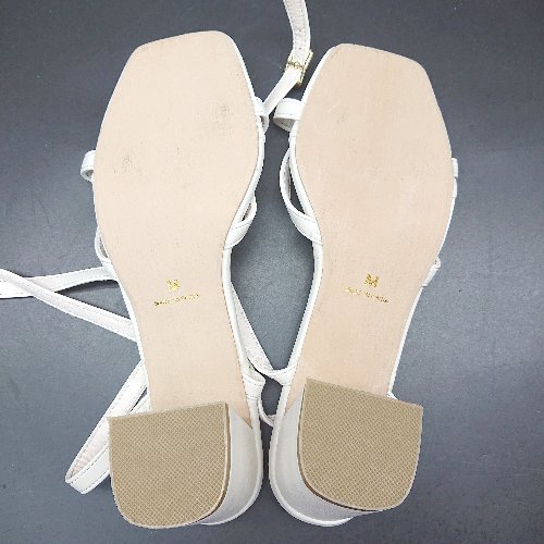 * Festafe start square tu beautiful . adult sandals size M ivory lady's E