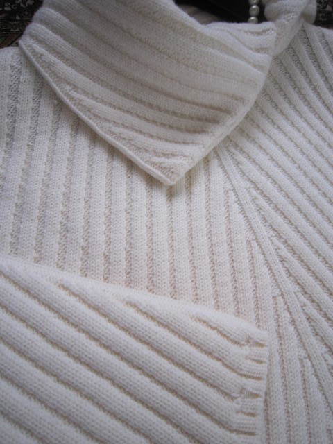 クローゼット整理再開！HERMES 100%virgin wool 斜めリブ編み 長袖セーター・チュニック 36（40前後）used_画像6