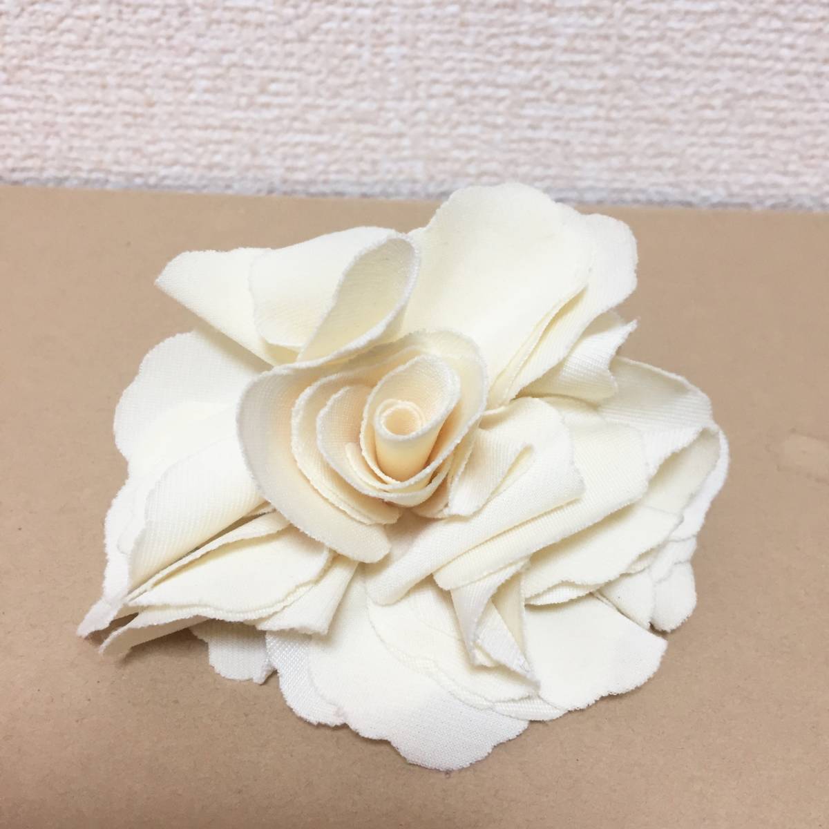 花モチーフ シュシュ ヘアゴム 花モチーフ シュシュ ヘアゴム