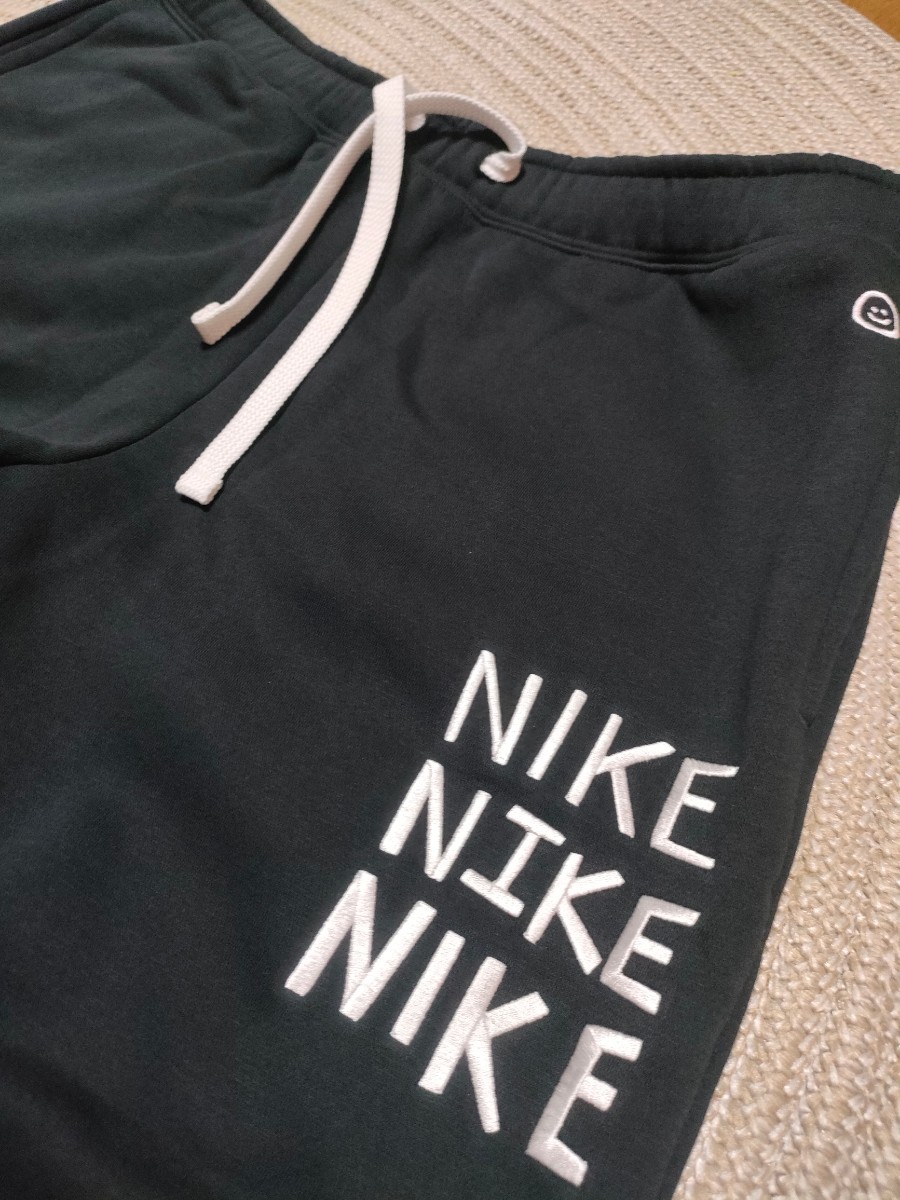 新品 未使用 NIKE 手書き風デザイン 刺繍 クルーネック スウェット セットアップ XL ブラック 黒 ナイキ 上下 パンツ メンズ_画像6