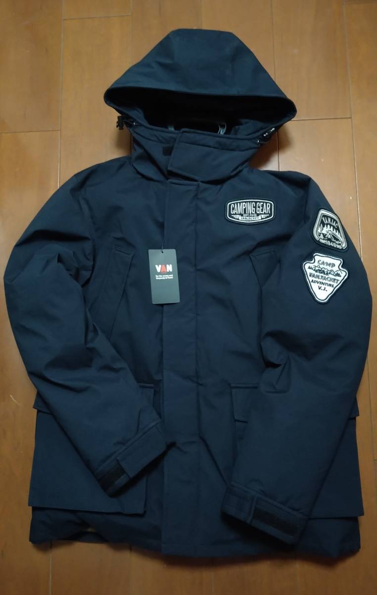 【新品・未使用品】VAN JAC CAMPING GEAR パーカー Lサイズ NAVY バックロゴ　ワッペン3枚付き_画像2