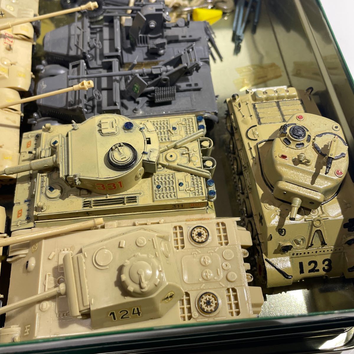 ジャンク 戦車 プラモデル 模型 破損品 まとめ売り 部品取り ジャンク 戦車 プラモデル 模型 破損品 まとめ売り 部品取り