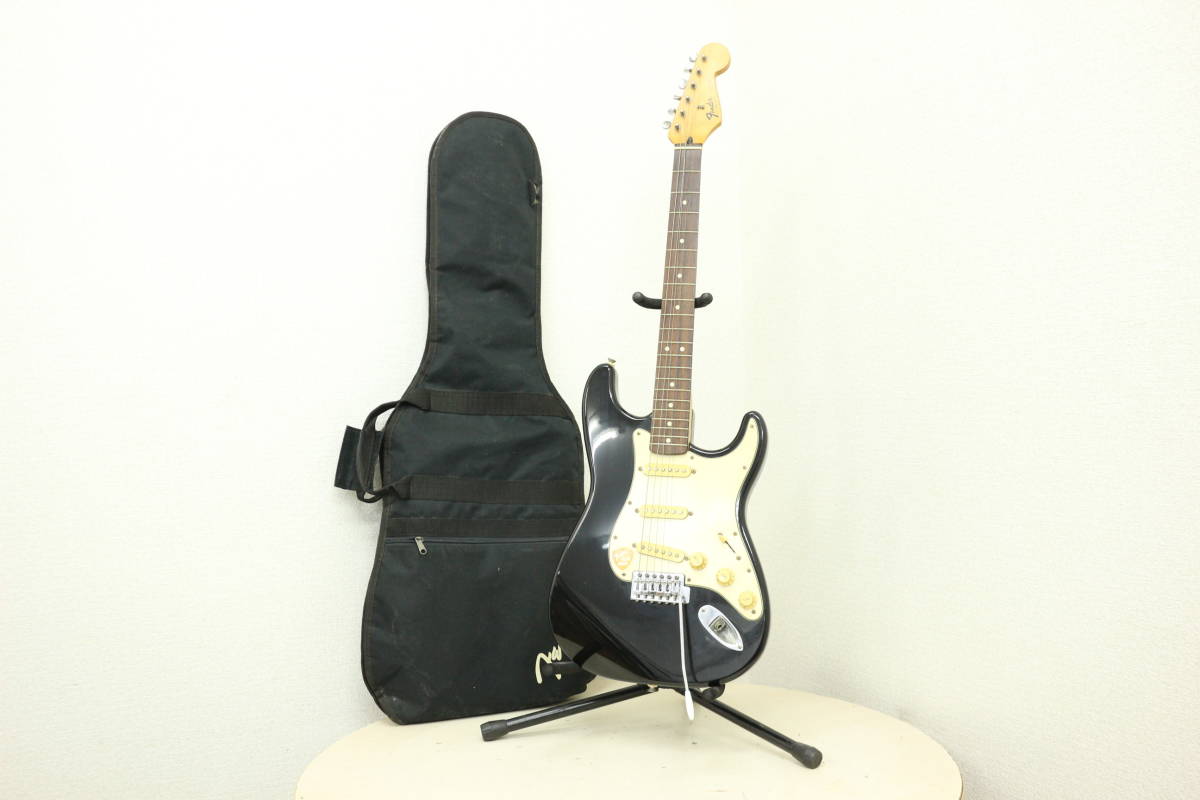 【引取可/福岡市博多区】Fender Mexico Stratocaster フェンダー メキシコ ストラトキャスター エレキギター ソフトケース付 5H942_画像1