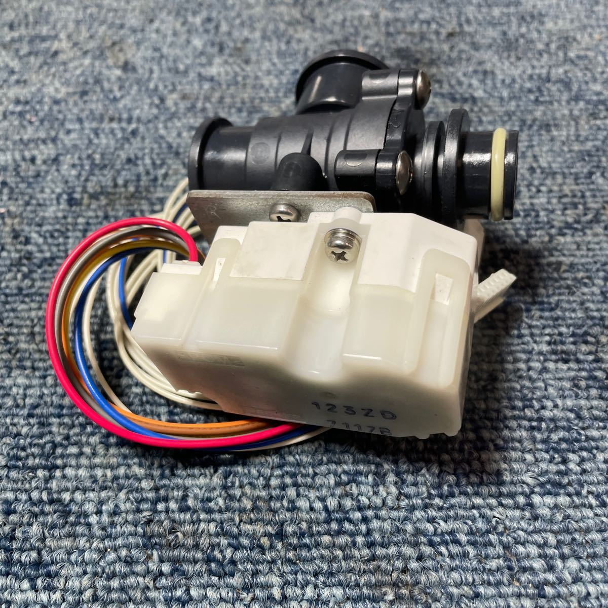 回転動作確認 三菱電機 ヒートポンプ給湯機 SRT-HPT46N1 回転動作確認 三菱電機 ヒートポンプ給湯機 SRT-HPT46N1