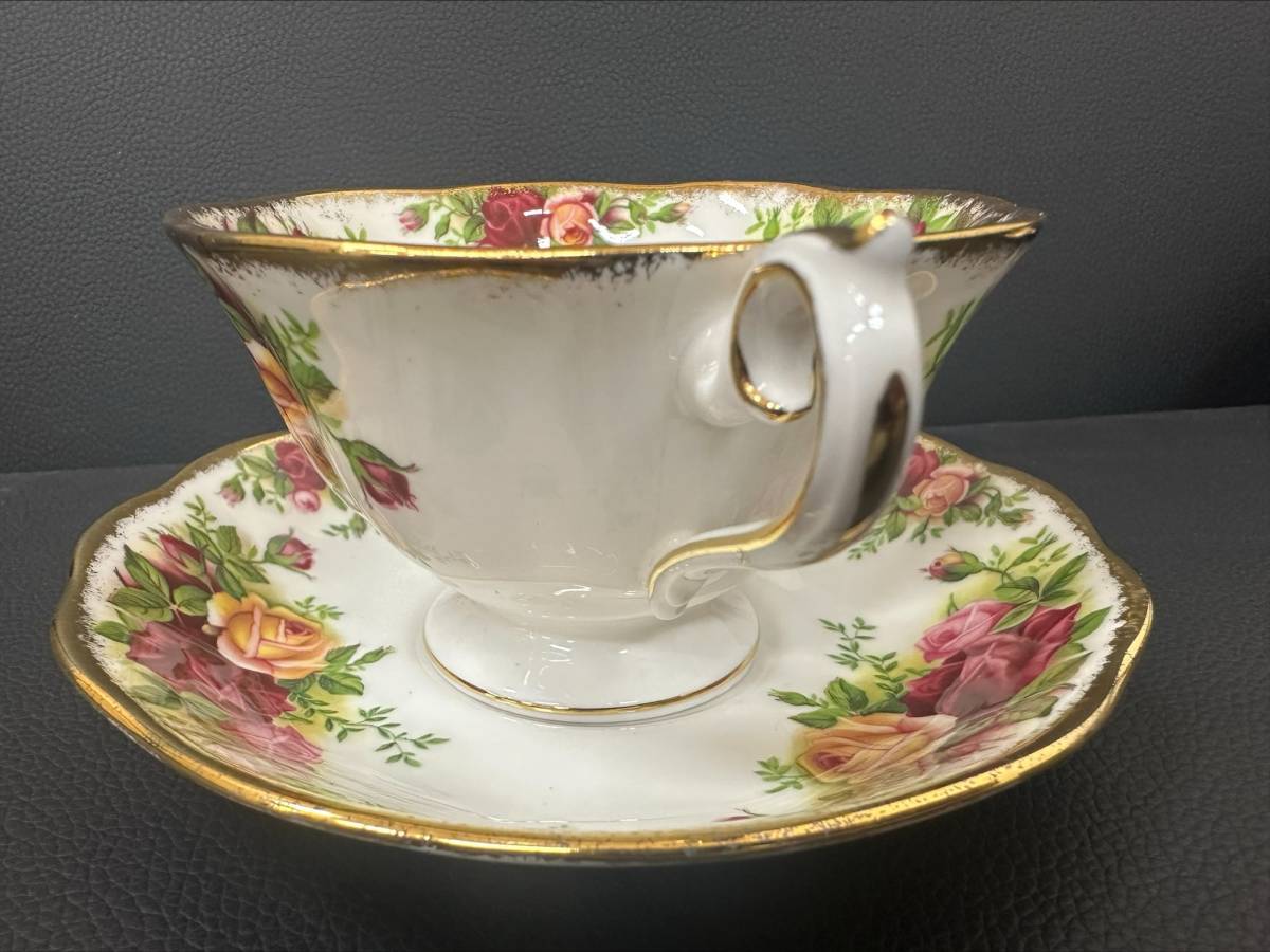 ◇◆3045　英国製　ROYAL ALBERT　ロイヤルアルバート　 オールド カントリー ローズ　ティーカップ＆ソーサー　2客セット　保管品◆◇_画像5