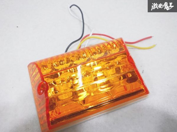 未使用 社外 メーカー不明 汎用 LED サイドマーカー コーナーランプ ウインカー 2個 セット 24V アンバー 在庫有 即納 棚19E1_画像3