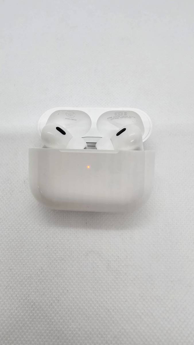 AirPods　pro　第二世代　MTJV3J/A　美品　充電タイプC　国内正規品　ワイヤレスイヤホン_画像2