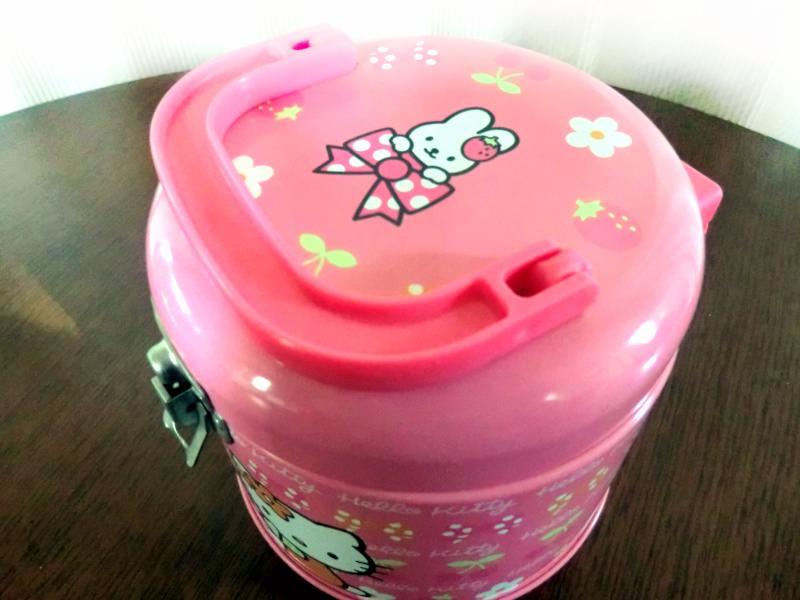 かわいい♪】2002年製 サンリオ ハローキティ 取っ手付き かわいい♪】2002年製 サンリオ ハローキティ 取っ手付き
