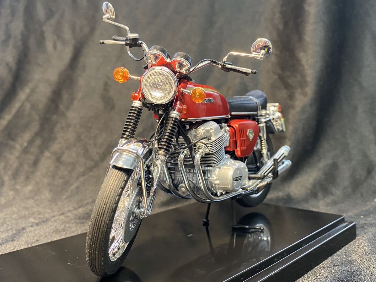 アオシマ　1/12 ホンダ CB750FOUR キャンディレッド塗装　完成品_画像5