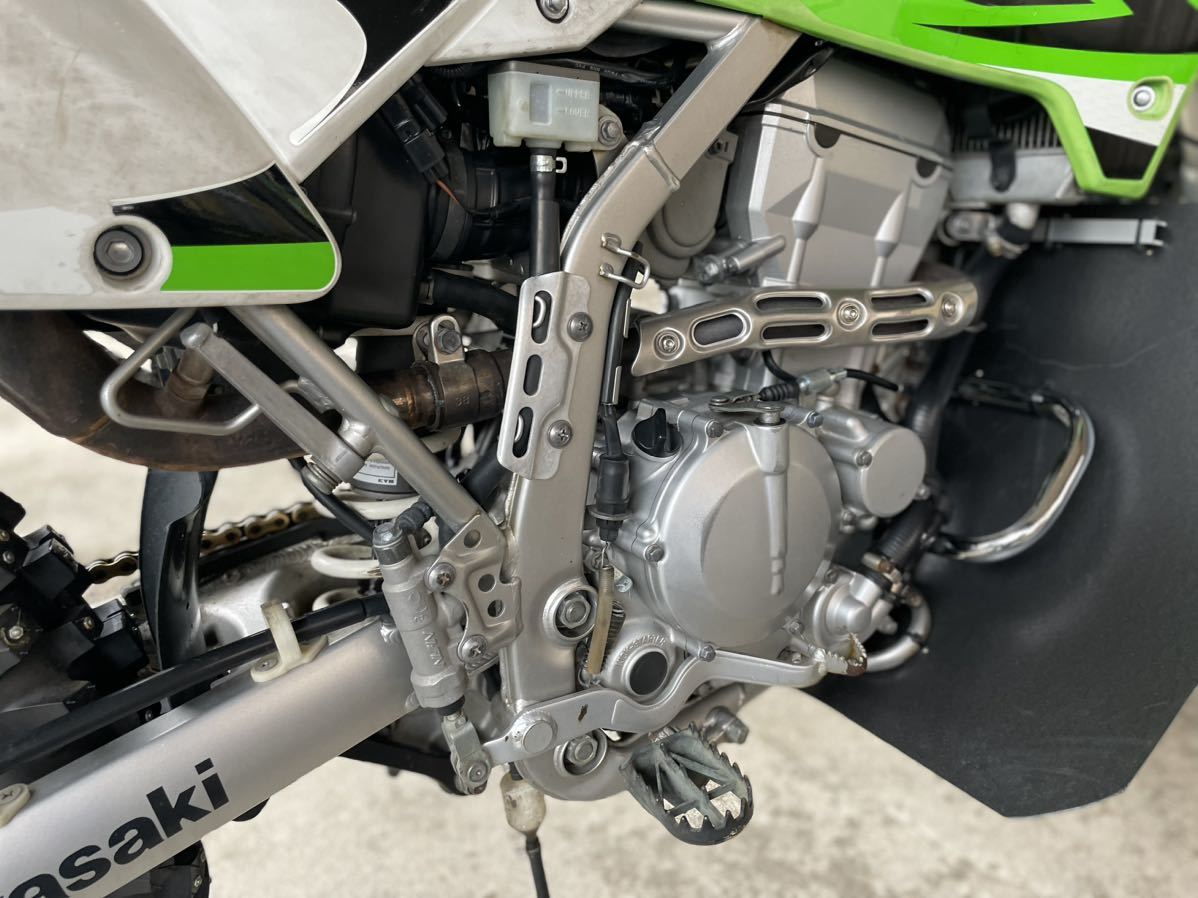 KLX250 FI インジェクション　純正300ccボアアップ　宗谷アタック仕様　個人出品　自賠責残り長い(スパイクタイヤは外して他タイヤに交換)_画像6