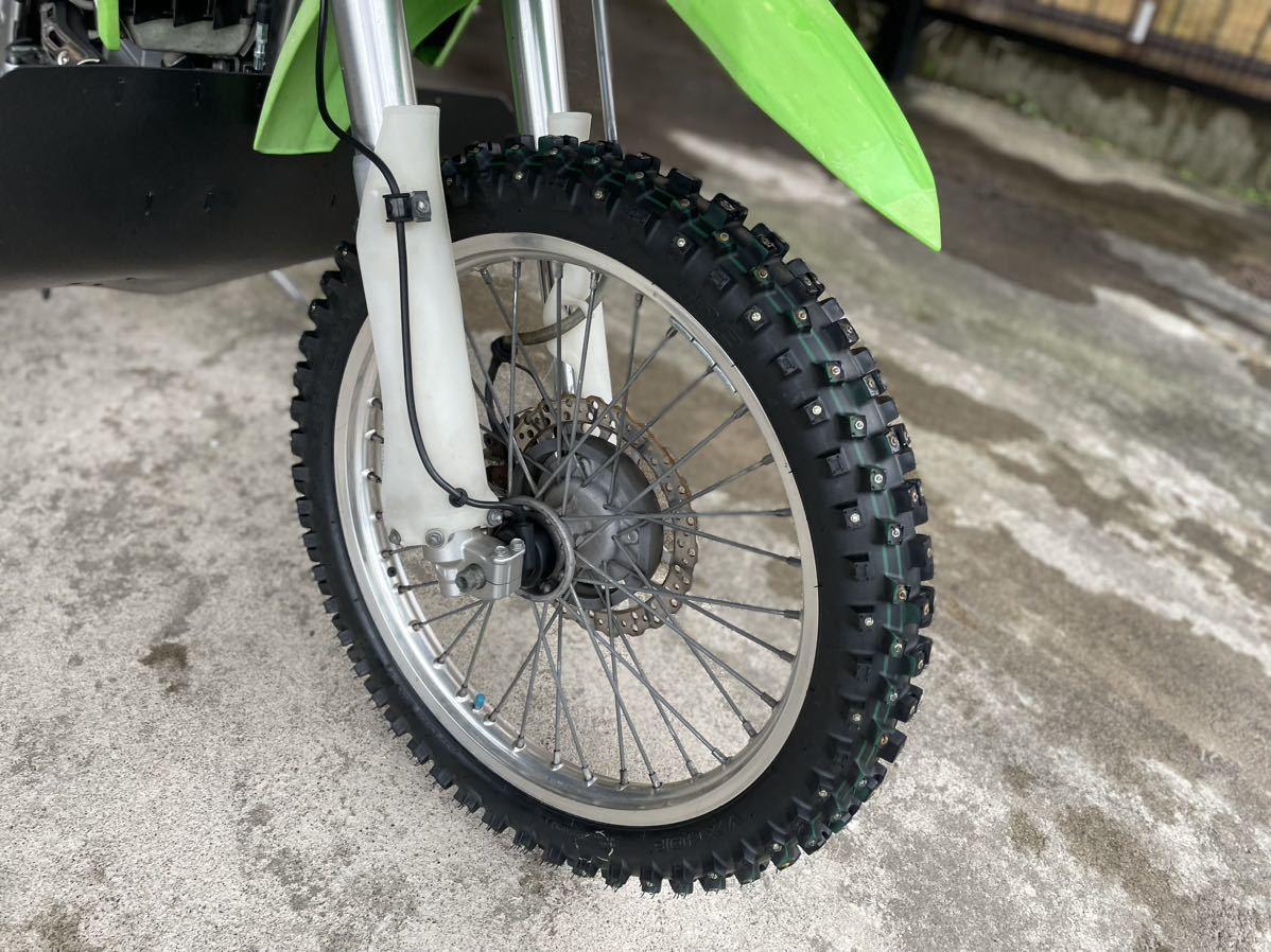 KLX250 FI インジェクション　純正300ccボアアップ　宗谷アタック仕様　個人出品　自賠責残り長い(スパイクタイヤは外して他タイヤに交換)_画像9