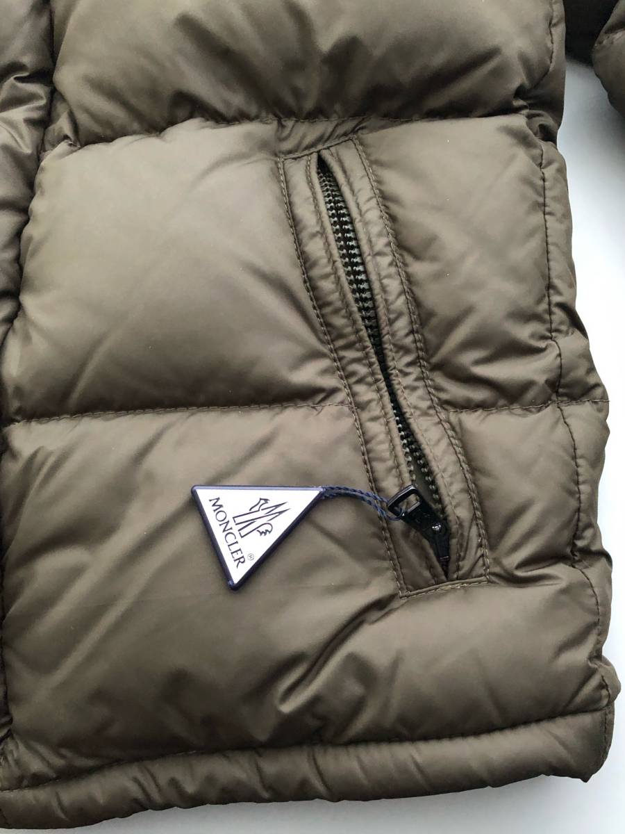 ◆新品同様◆ MONCLER LACBLANC モンクレール ラクブラン モスグリーン サイズ0 ショート丈 マット素材×シャイニー素材_画像9