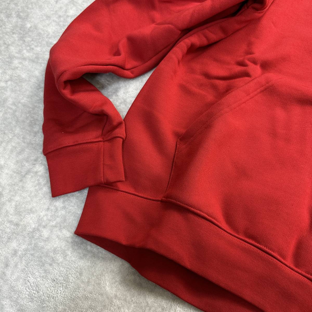 新品未使用 Mサイズ adidas IVY PARK アディダス アイビーパーク 新品未使用 Mサイズ adidas IVY PARK アディダス アイビーパーク