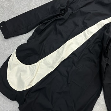 新品未使用 NIKE Mサイズ ナイキ ウーブン パーカー ジャケット ロングコート ロングジャケット ブラック 黒 ビックスウッシュ 国内正規品の画像2