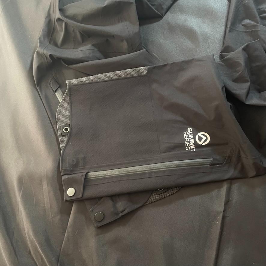 Mサイズ相当 定価52 800円 新品未使用 THE NORTH FACE ノース Mサイズ相当 定価52 800円 新品未使用 THE NORTH FACE ノース