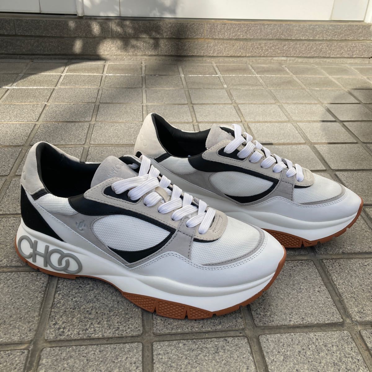 新品・送料無料 JIMMY CHOOジミーチュウ サイズ42(27 0cm 新品・送料無料 JIMMY CHOOジミーチュウ サイズ42(27 0cm