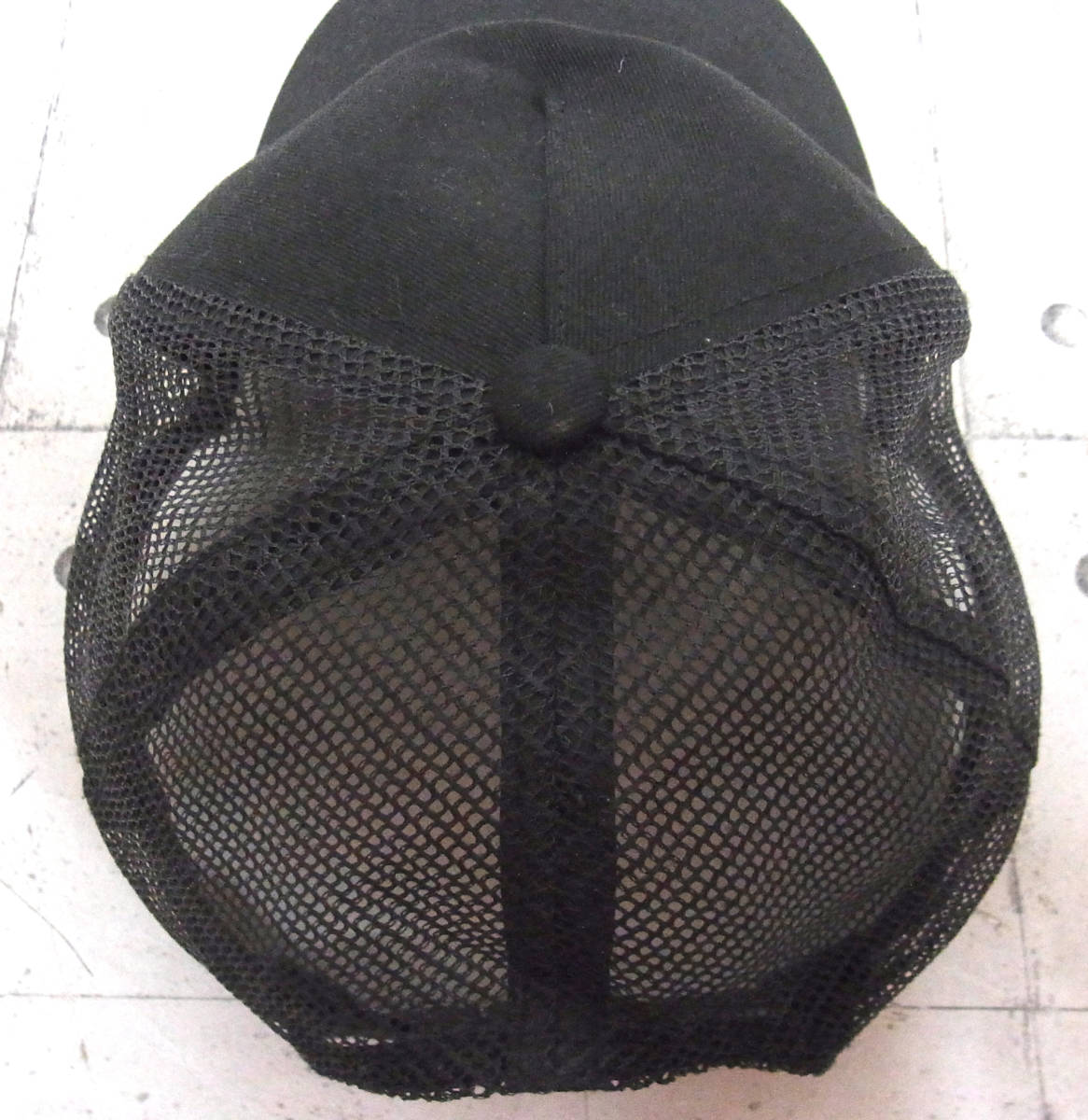CLUCT UNCHAINED クラクト キャップ ブラック 黒 メッシュロゴ OTTO製 CAP 帽子 キャップ ファッション小物 カジュアル _画像4