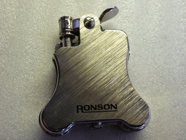未使用　RONSON　ロンソン　オイルライター　Nヘアーライン　銀色　ヴィンテージ 　デッドストック　ｚ012427_画像2