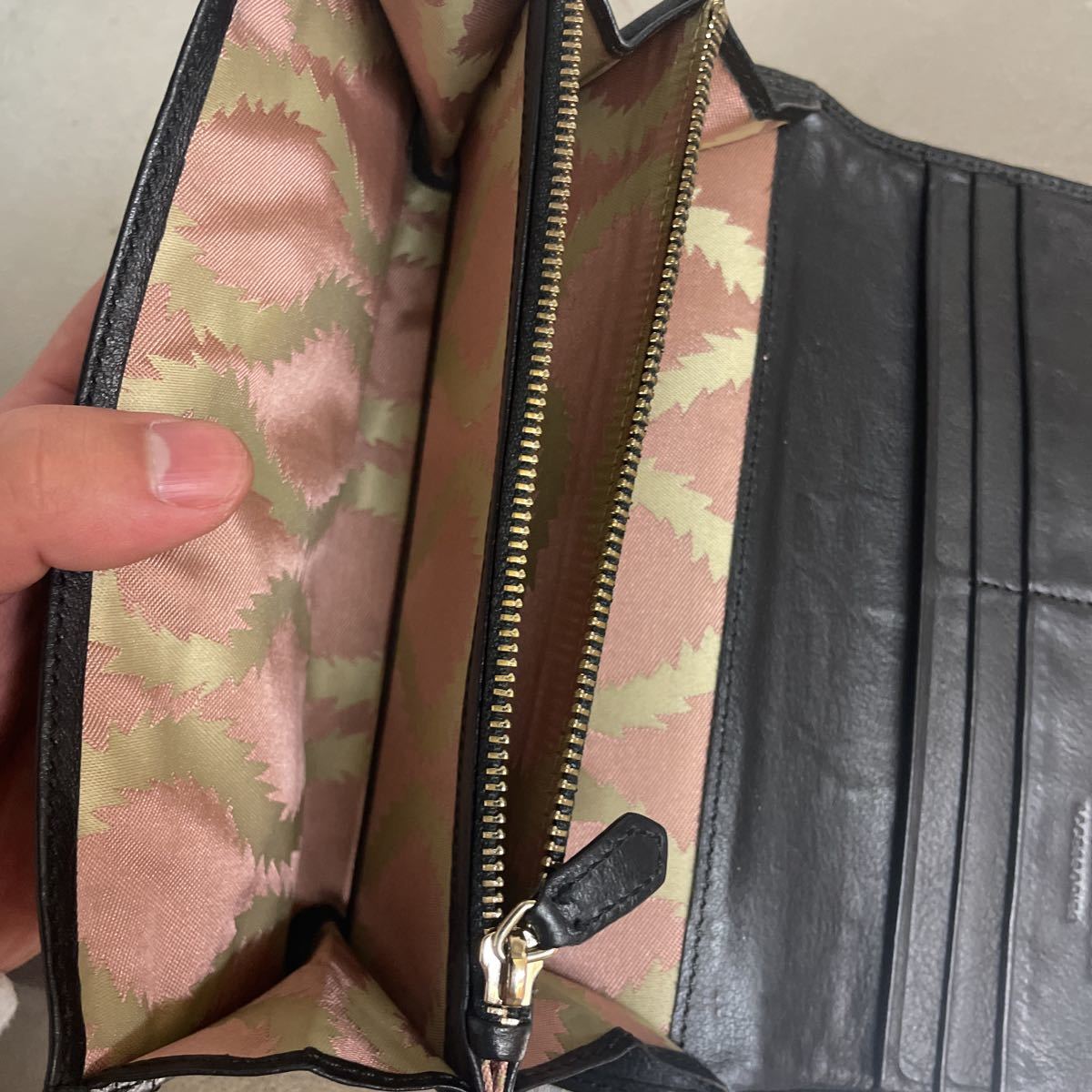 中古品 vivienne westwood ヴィヴィアン ウエストウッド 長財布 財布 札入れ レザー 型押し ITALY製 LEATHER ウォレット_画像9