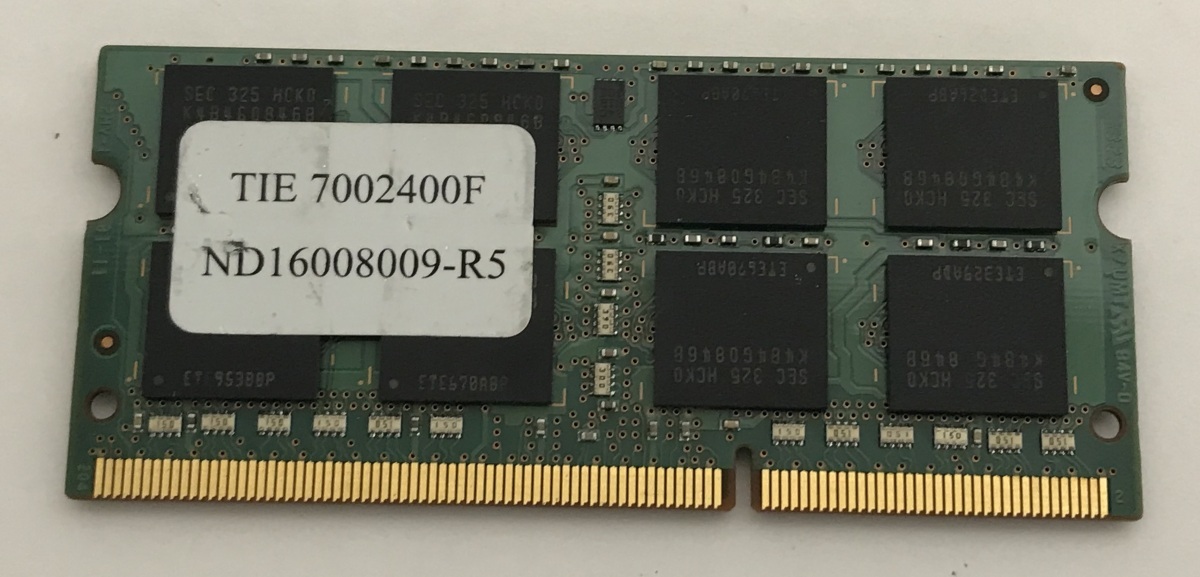 SAMSUNG 2rx8 PC3-12800S 8GB DDR3-1600 8GB DDR3ノートパソコン用メモリ 204ピン ECC無し DDR3 LAPTOP RAM 中古動作確認済み_画像2