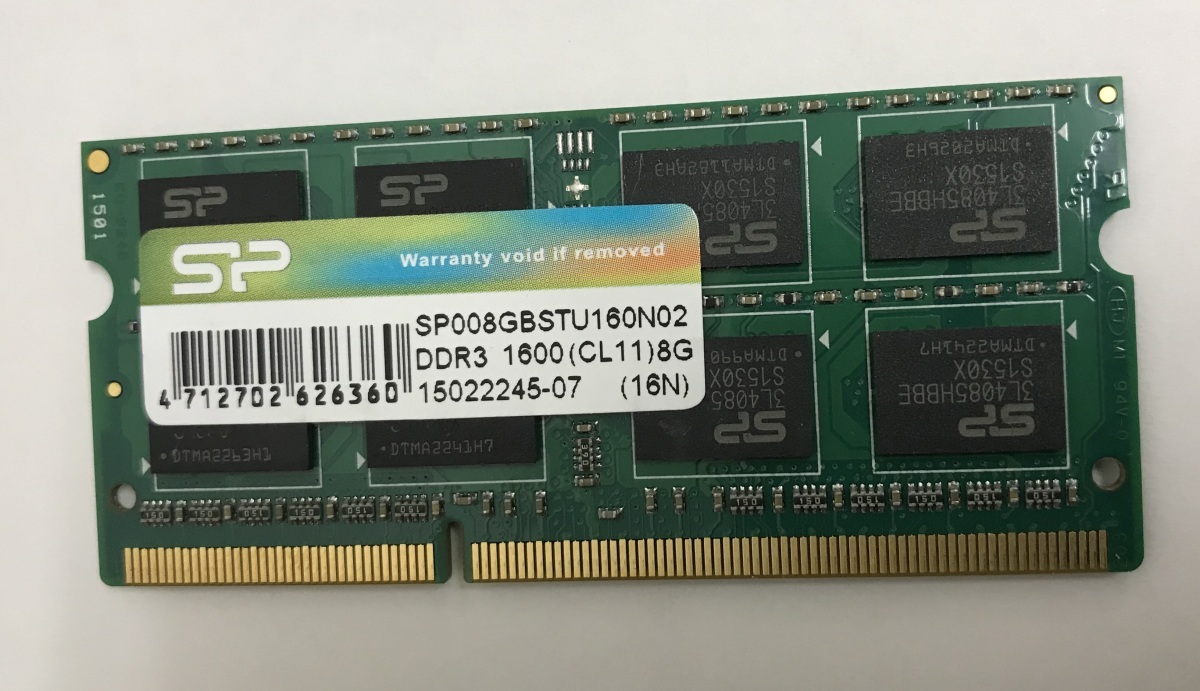 SP 2rx8 PC3-12800S 8GB DDR3ノート用メモリ 204ピン ECC無し DDR3-1600 8GB DDR3 LAPTOP RAM 中古動作品_画像1